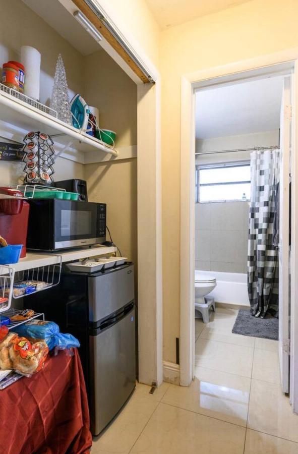 Sherry'S Place Home & Apartments デイニア・ビーチ エクステリア 写真